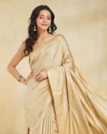 Women Woven Saree with Tassels - Image 2